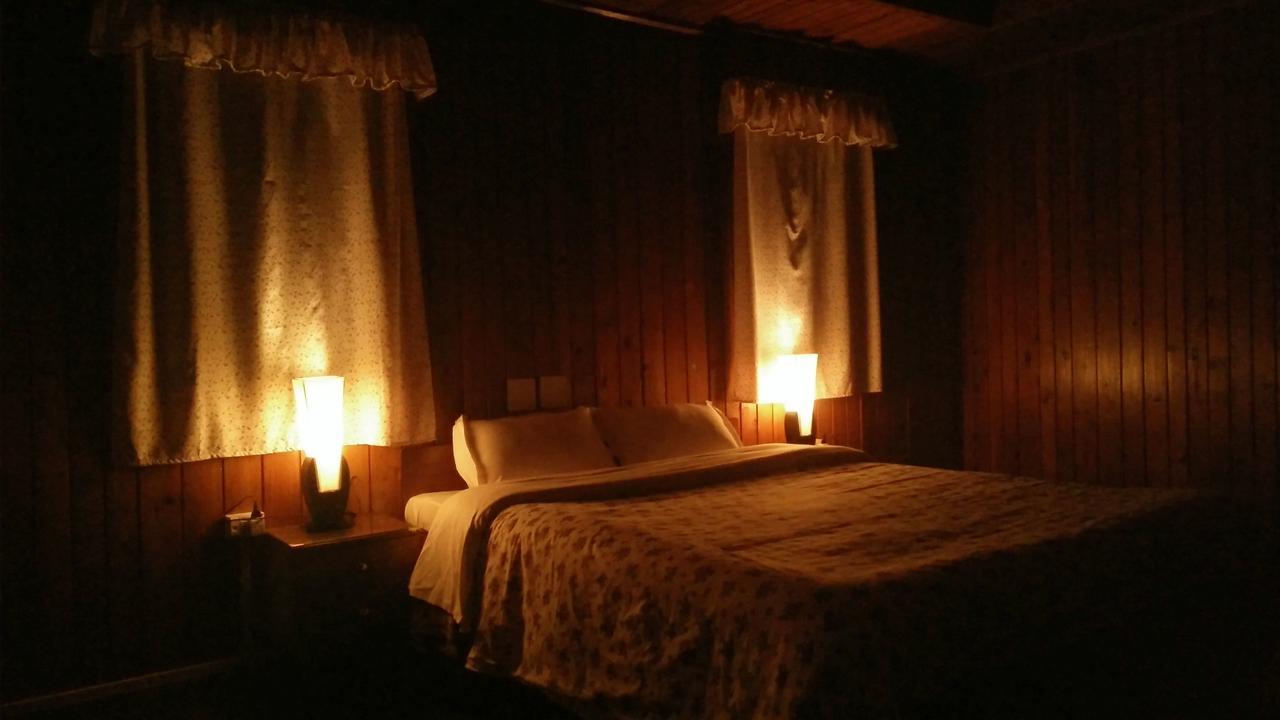 Готель Neora Valley Retreat Rishop Екстер'єр фото